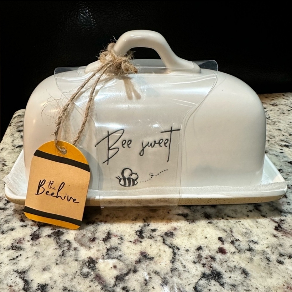 The Beehive Bee Sweet butter dish